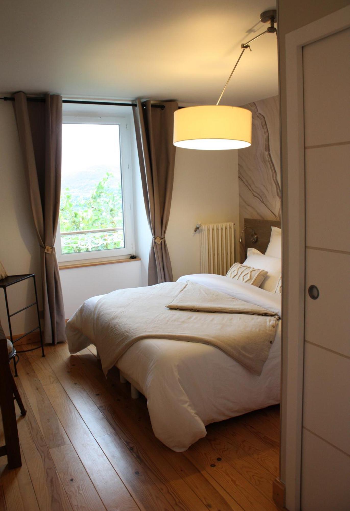 Hotel L'Escale De Beauregard Coublevie Exteriér fotografie